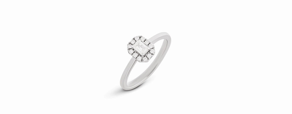 The 4 Cs of Diamonds: Finding the Best Quality Diamond Ring Under 50,000