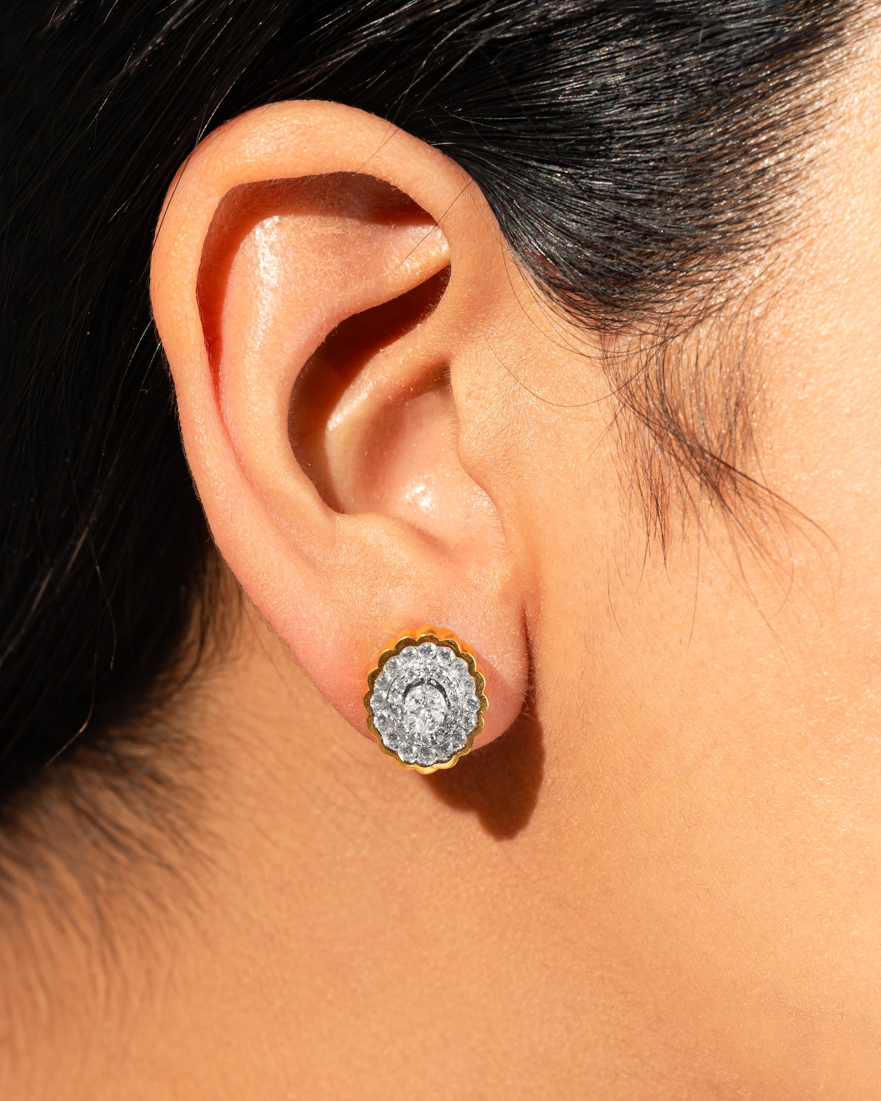 Oval Shape Diamond Tops Earring