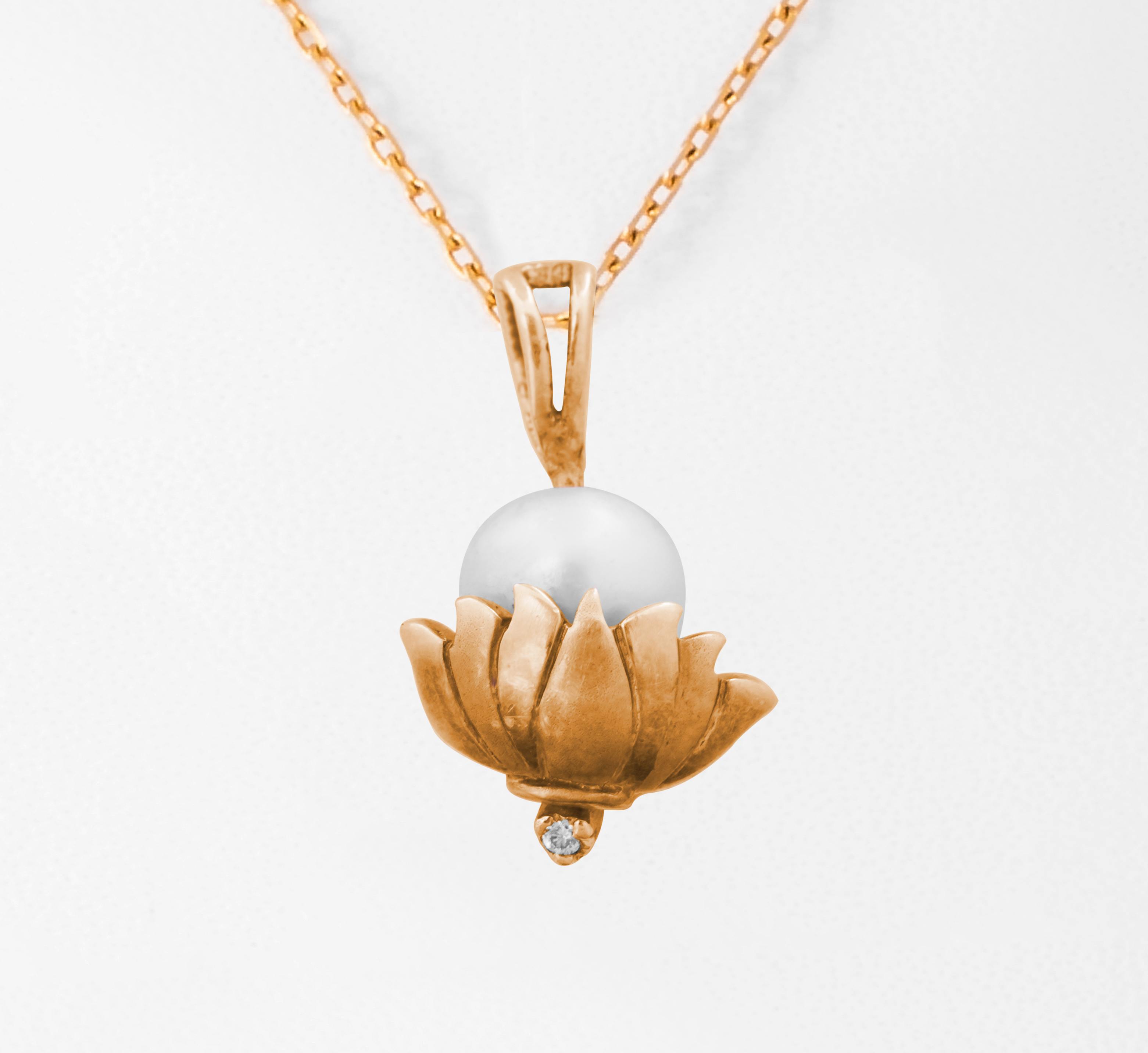 Lotus Pearl Pendant